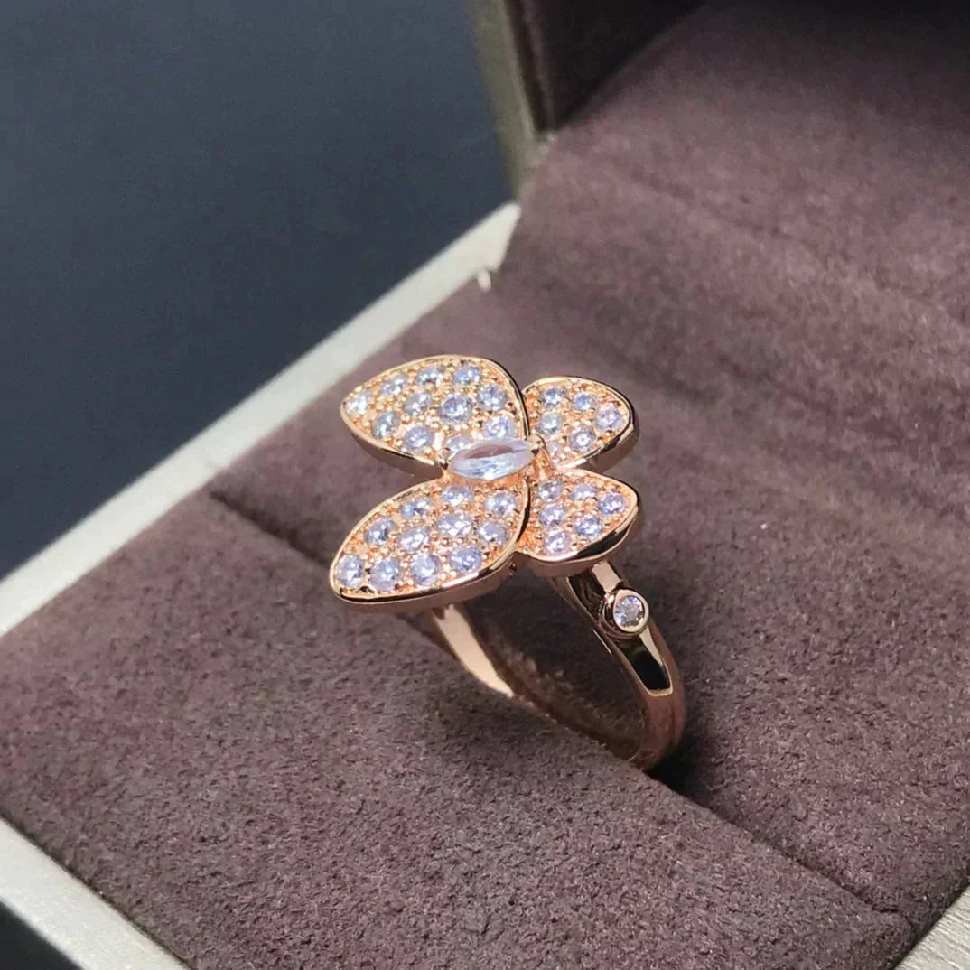 [Love's Uplift]BUTTERFLY PINK GOLD DIAMOND RING