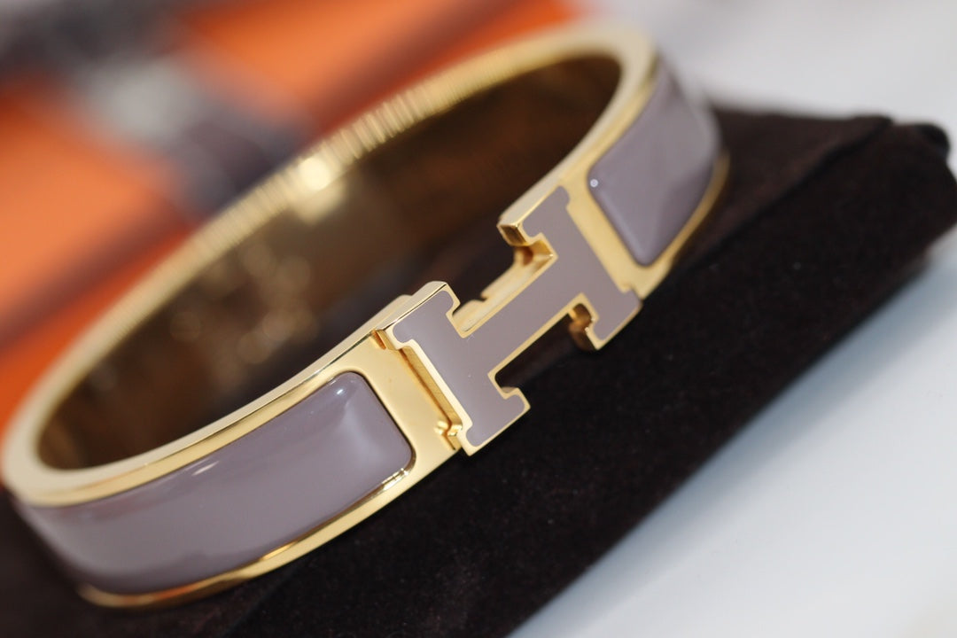 [Love's Uplift]H BRACELET 12MM BROWN