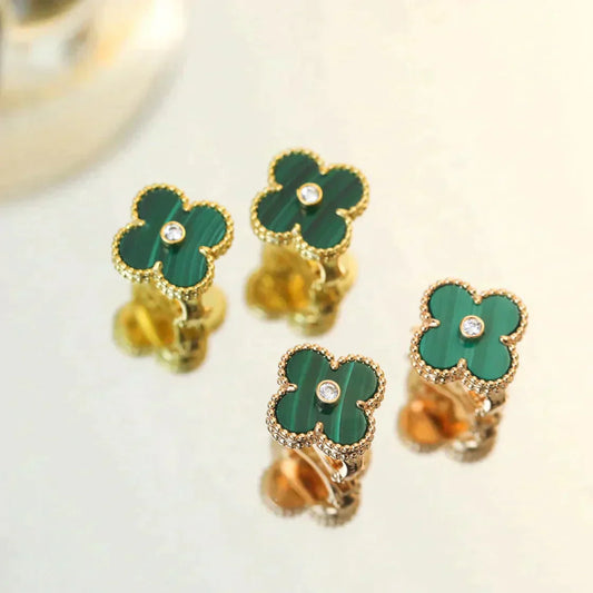 [Love's Uplift]CLOVER MEDIUM 1 MOTIFS MALACHITE DIAMOND EARRINGS
