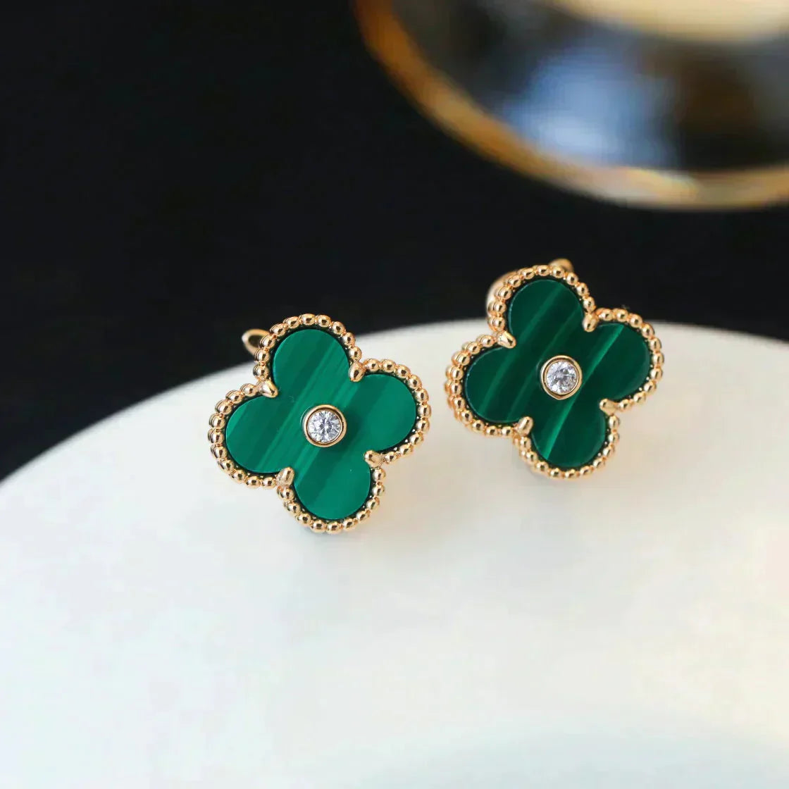 [Love's Uplift]CLOVER MEDIUM 1 MOTIFS MALACHITE DIAMOND EARRINGS