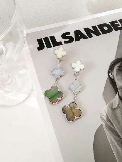 [Love's Uplift]CLOVER 3 MOTIFS CHALCEDONY DARK MOP SILVER EARRINGS