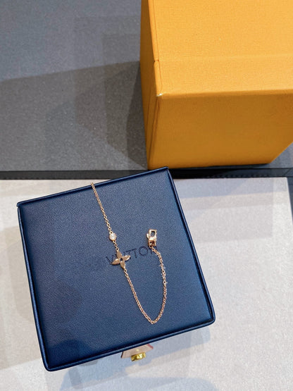 [Love's Uplift]STAR DIAMOND PINK GOLD BRACELET