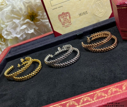 [Love's Uplift]CLASH LARGE HOOP EARRINGS