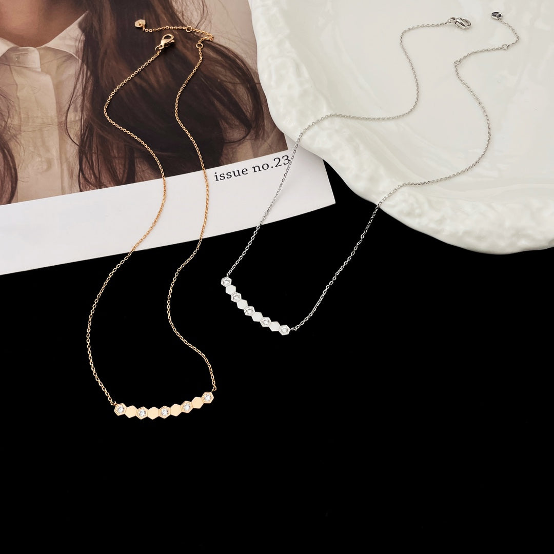 [Love's Uplift]BEE MY LOVE DIAMOND NECKLACE