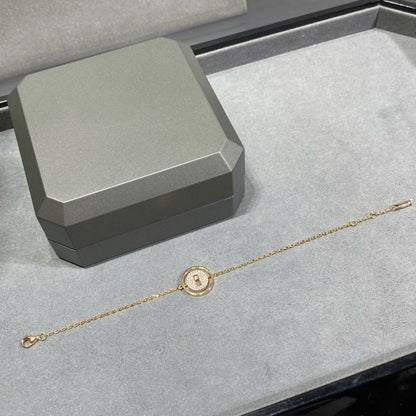 [Love's Uplift ]LUCKY MOVE DIAMOND PAVED BRACELET