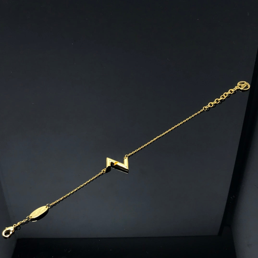 [Love's Uplift]VOLT LV LOGO BRACELET