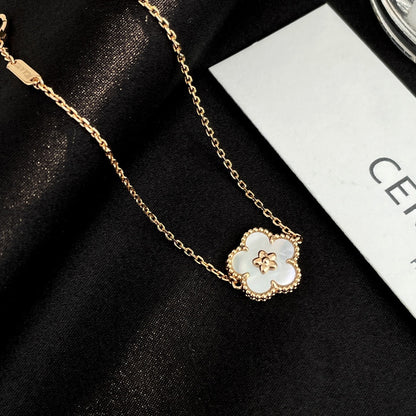 [Love's Uplift]LUCKY SPRING ROSE GOLD MOP BRACELET