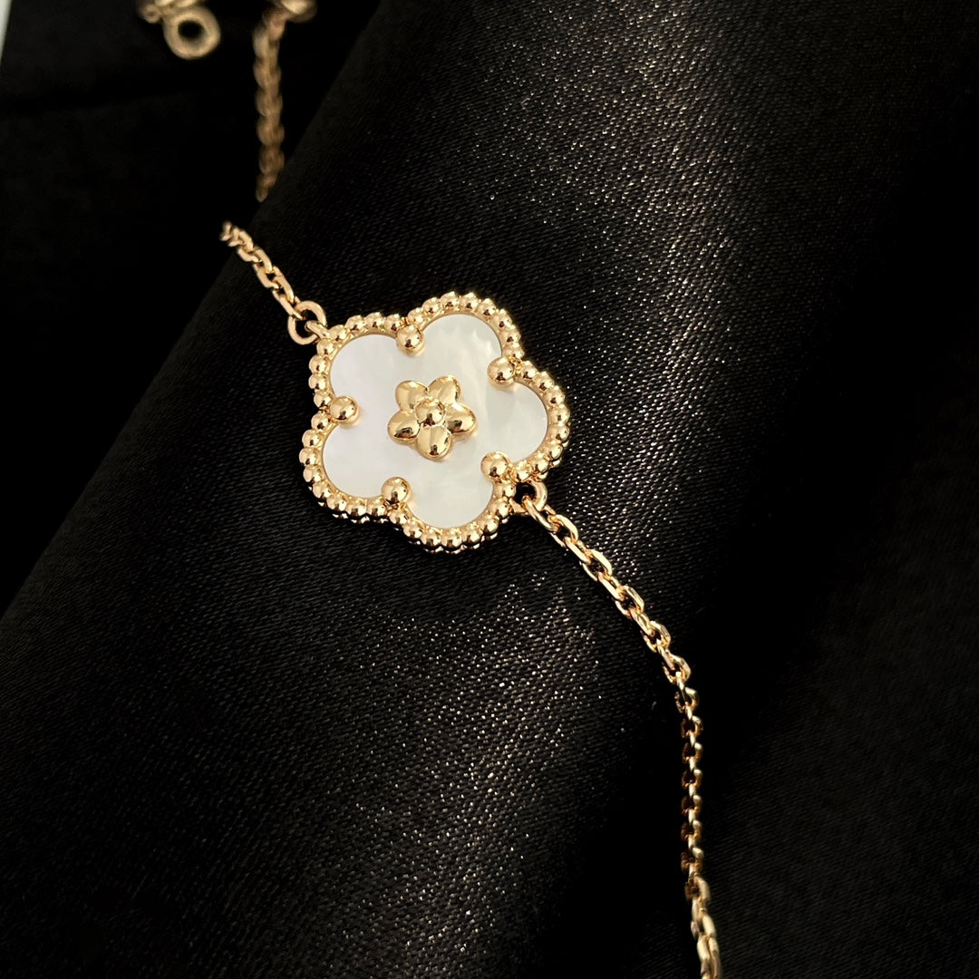 [Love's Uplift]LUCKY SPRING ROSE GOLD MOP BRACELET