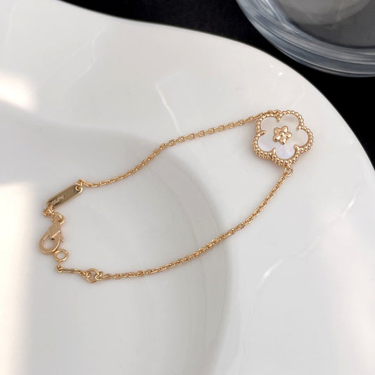 [Love's Uplift]LUCKY SPRING ROSE GOLD MOP BRACELET