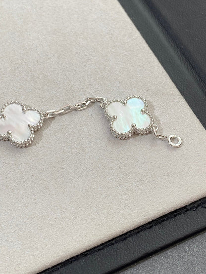 [Love's Uplift]CLOVER SILVER MOP 5 MOTIF BRACELET