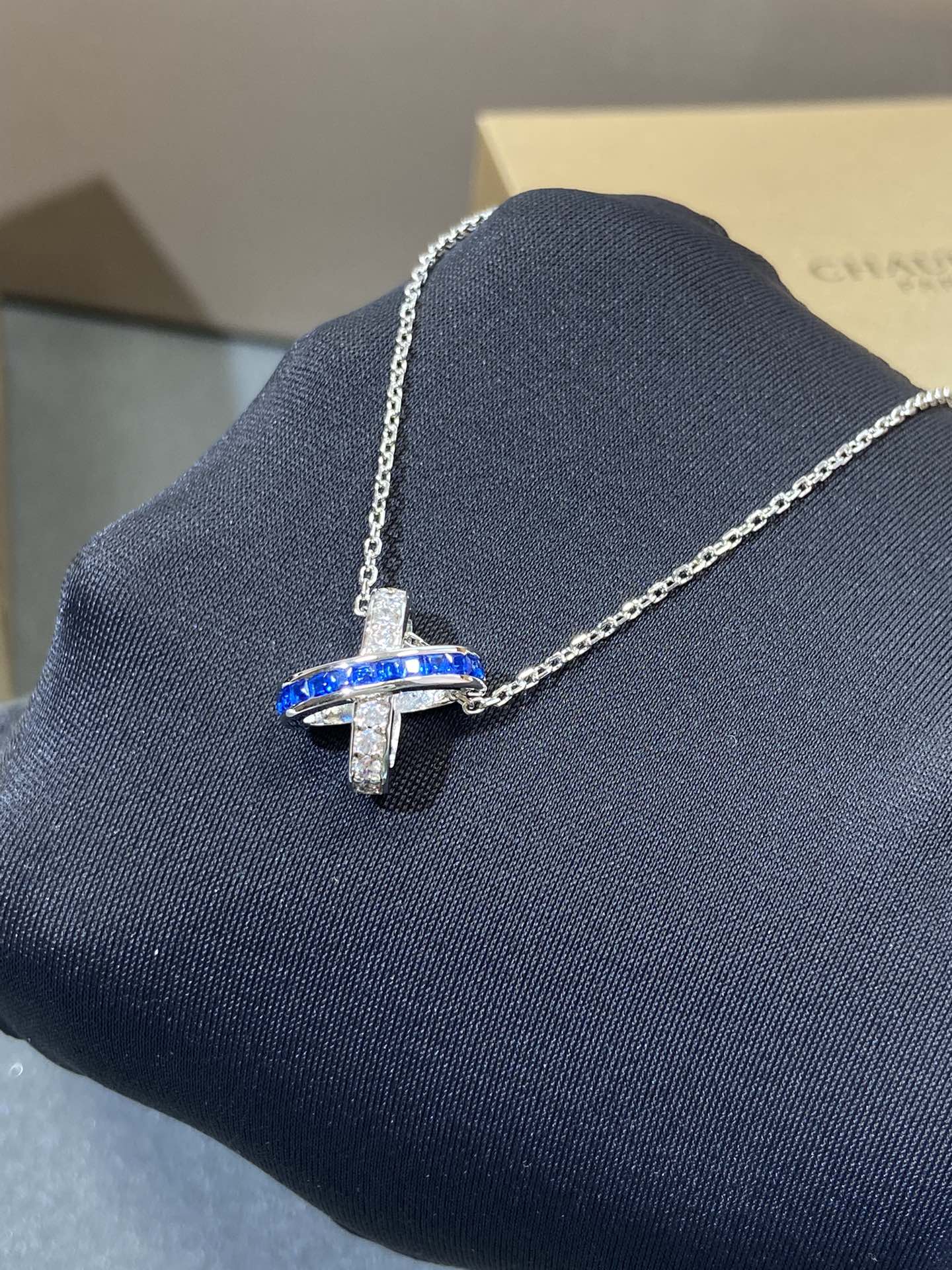 [Love's Uplift]LIENS DIAMOND SILVER NECKLACE