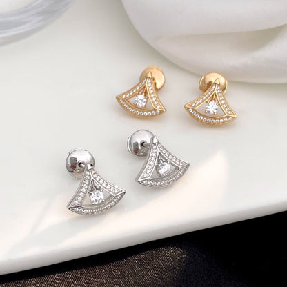 [Love's Uplift]DREAM MINI DIAMOND STUD EARRINGS