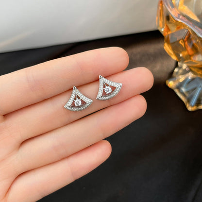 [Love's Uplift]DREAM MINI DIAMOND STUD EARRINGS