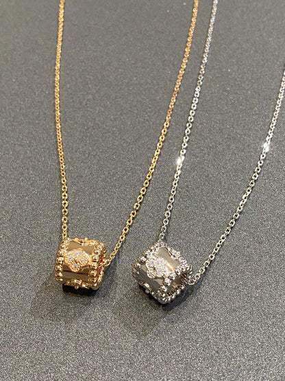 [Love's Uplift]PERLEE PEDANT SIVLER DIAMOND NECKLACE