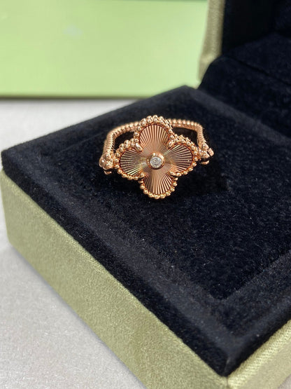 [Love's Uplift]CLOVER RIVERSIBLE ROSE GOLD RING