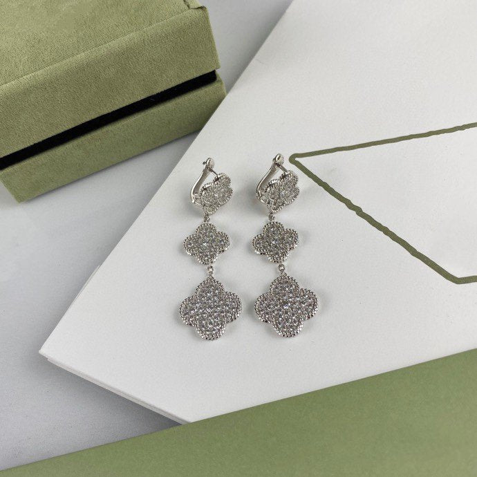 [Love's Uplift]CLOVER 3 MOTIF DIAMOND SILVER DROP EARRINGS