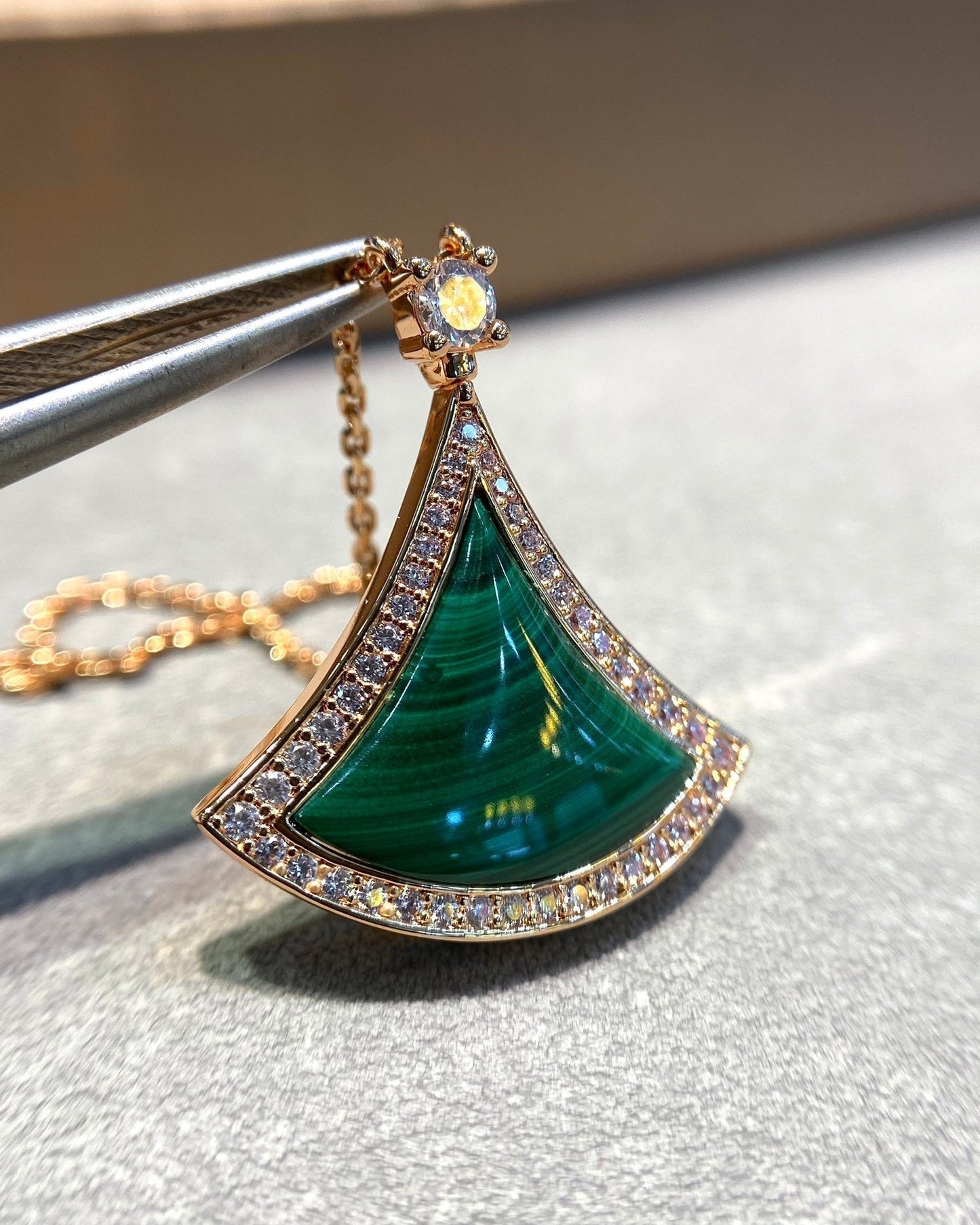 [Love's Uplift]DREAM MALACHITE DIAMOND PAVED PINK GOLD NECKLACE