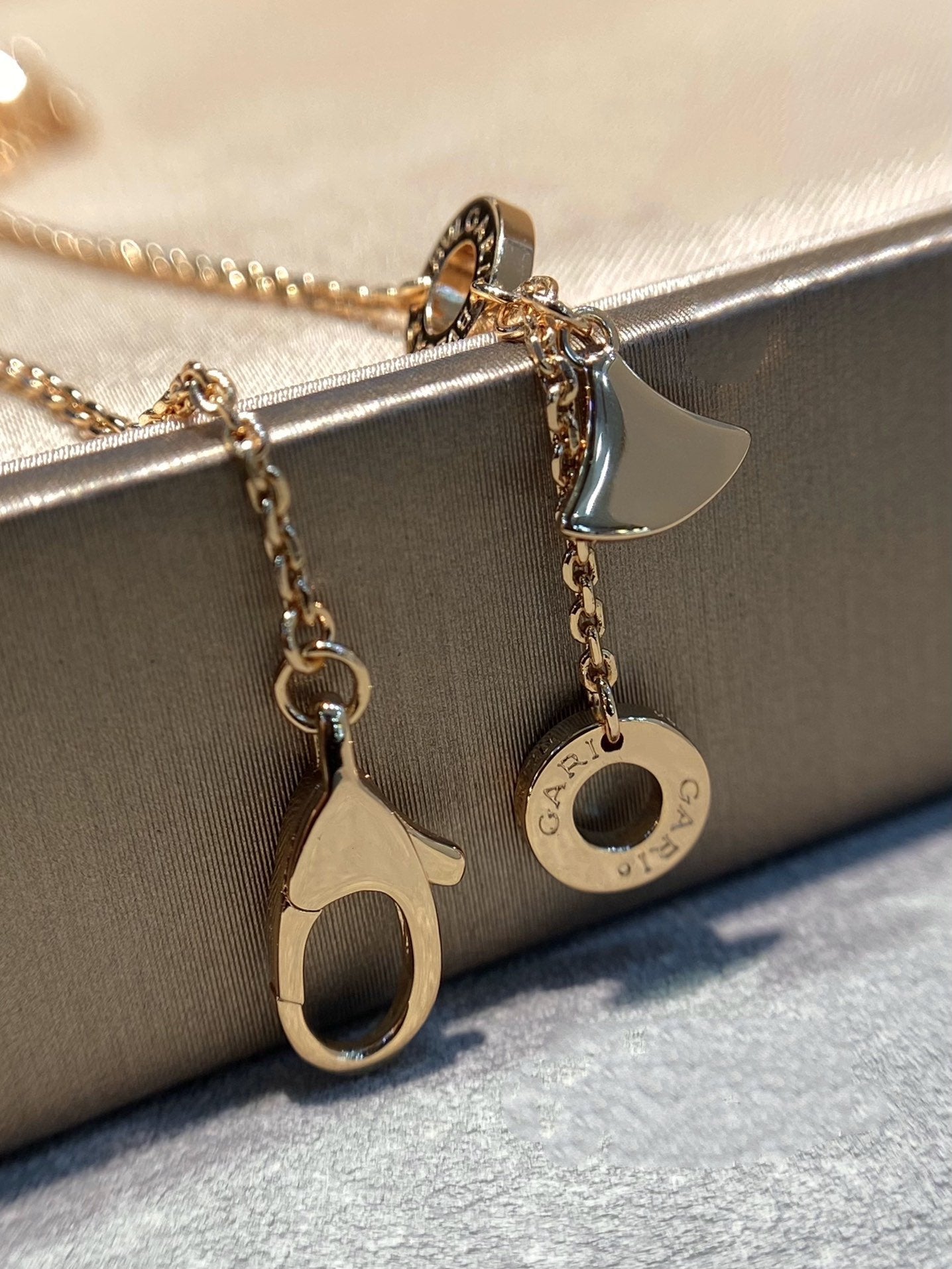 [Love's Uplift]DREAM MOP DIAMOND PAVED PINK GOLD NECKLACE