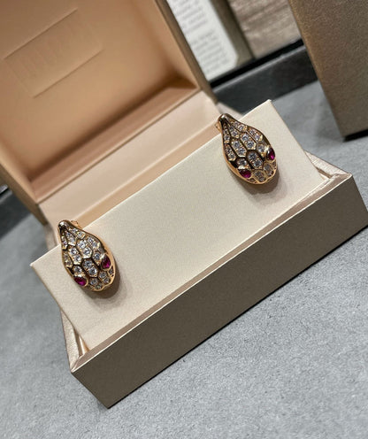 [Love's Uplift]SERPENT DIAMOND STUD EARRINGS