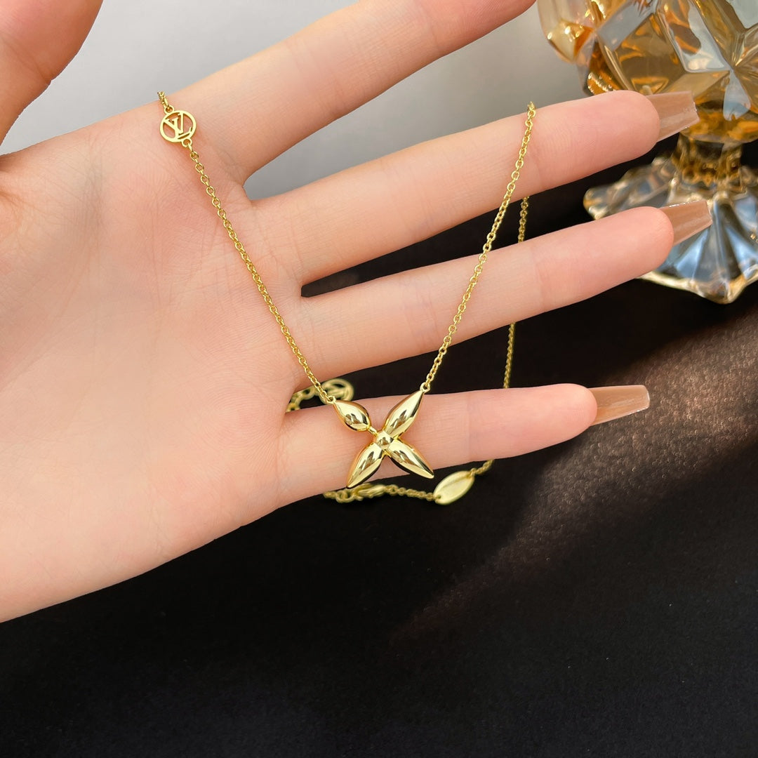 [Love's Uplift]LOUISETTE GOLD NECKLACE