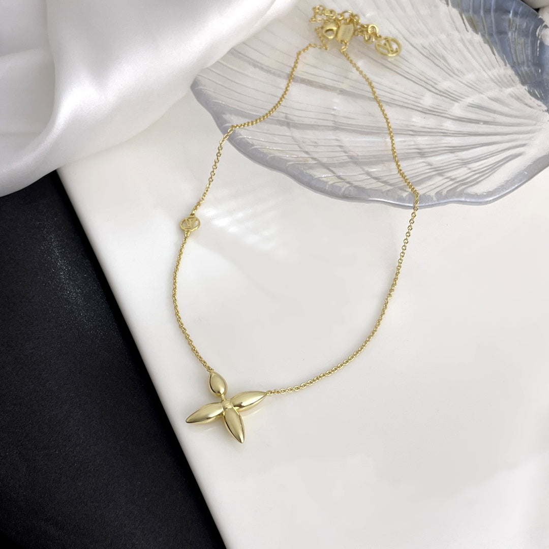 [Love's Uplift]LOUISETTE GOLD NECKLACE