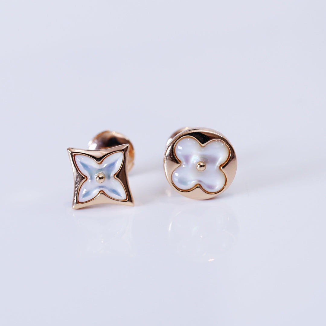 [Love's Uplift]STAR AND SUN PINK GOLD MOP STUD EARRINGS
