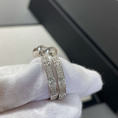 [Love's Uplift]LOVE DIAMOND SILVER HOOP EARRINGS