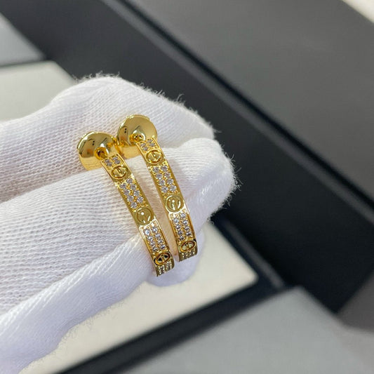 [Love's Uplift]LOVE DIAMOND GOLD HOOP EARRINGS