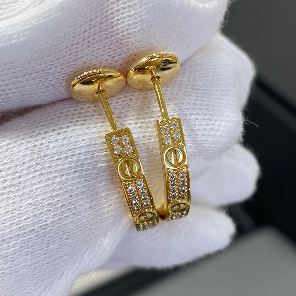 [Love's Uplift]LOVE EARRINGS 3.6MM DIAMOND PAVED