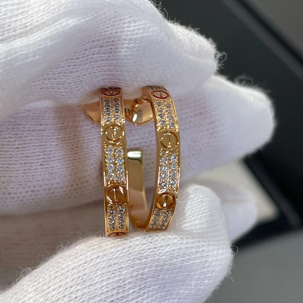 [Love's Uplift]LOVE EARRINGS 3.6MM DIAMOND PAVED