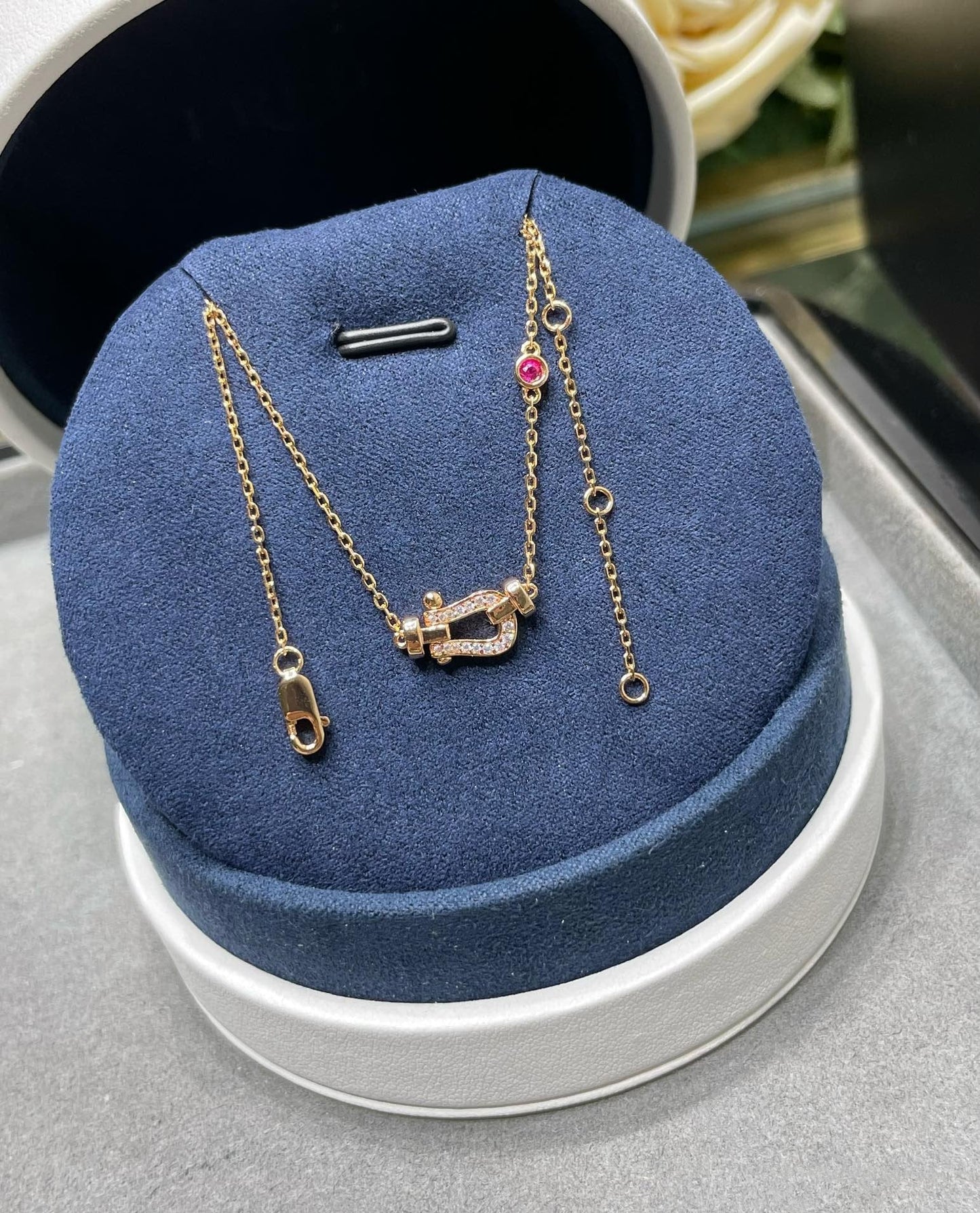 [Love's Uplift]FORCE 10 DIAMOND PINK GOLD NECKLACE