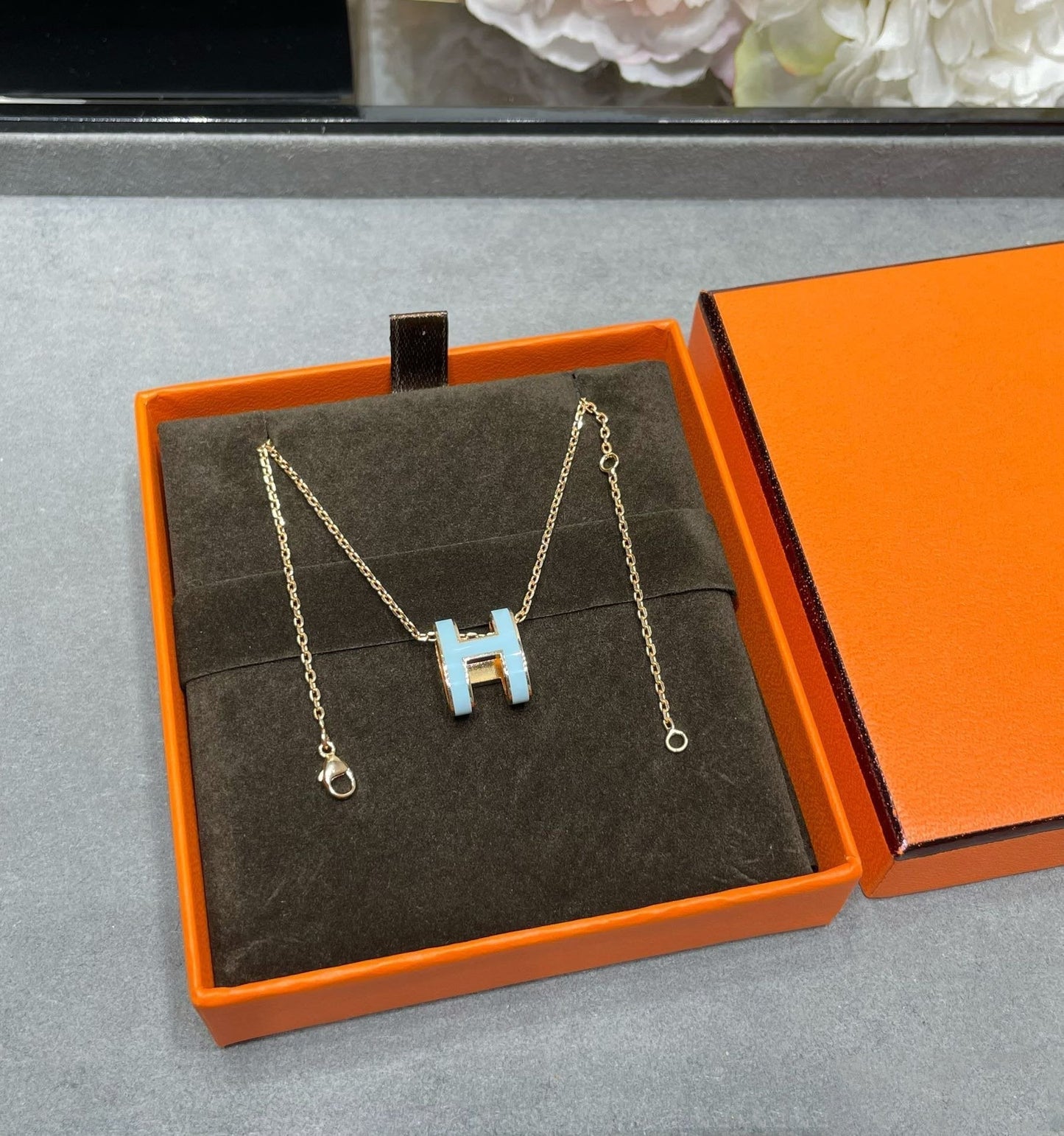 [Love's Uplift]POP H SKY BLUE NECKLACE