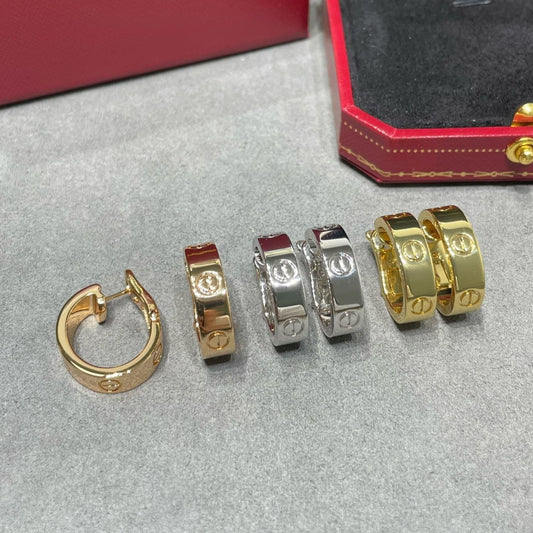 [Love's Uplift]LOVE 5.5MM EARRINGS