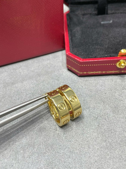 [Love's Uplift]LOVE 5.5MM EARRINGS
