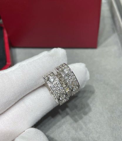 [Love's Uplift]LOVE 5.5MM DIAMOND PAVED EARRINGS