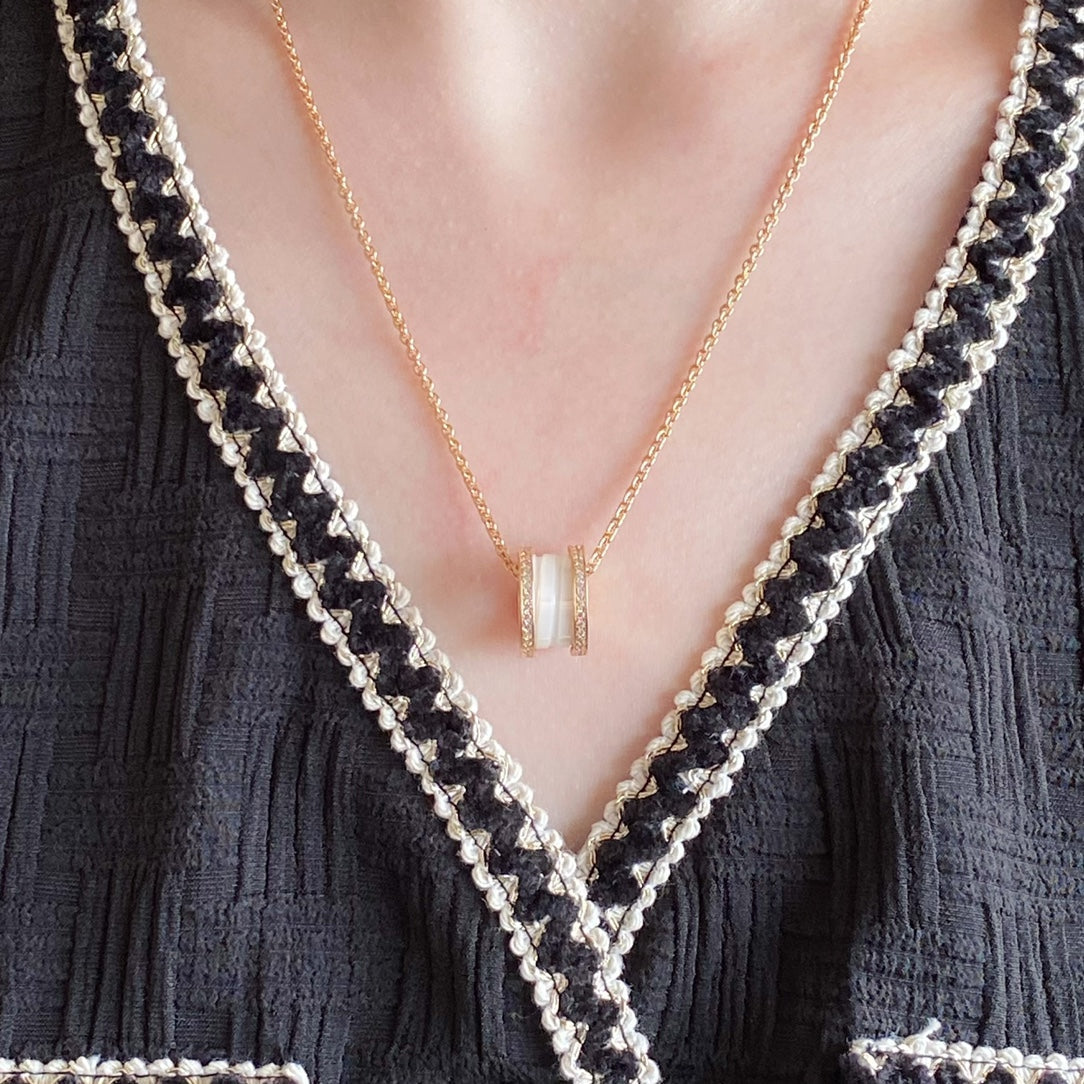 [Love's Uplift]ZERO 1 DIAMOND CERAMIC NECKLACE