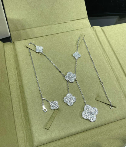 [Love's Uplift]CLOVER 6 MOTIF DIAMOND PAVED NECKLACE