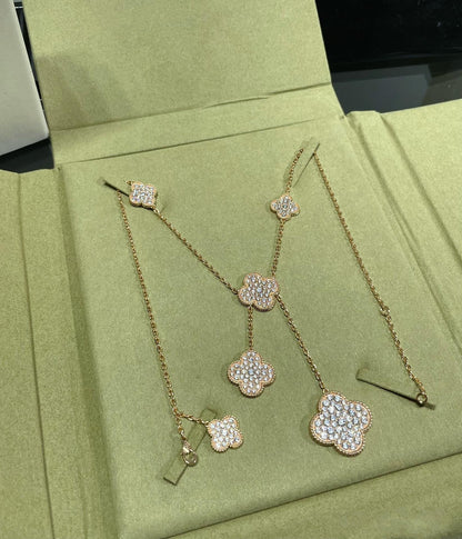 [Love's Uplift]CLOVER 6 MOTIF DIAMOND PAVED NECKLACE