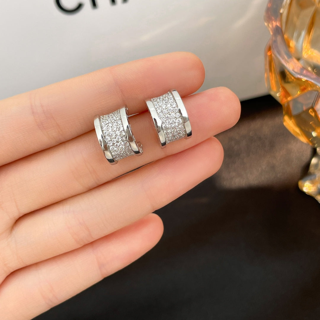 [Love's Uplift]ZERO 1 DIAMOND PAVED EARRINGS