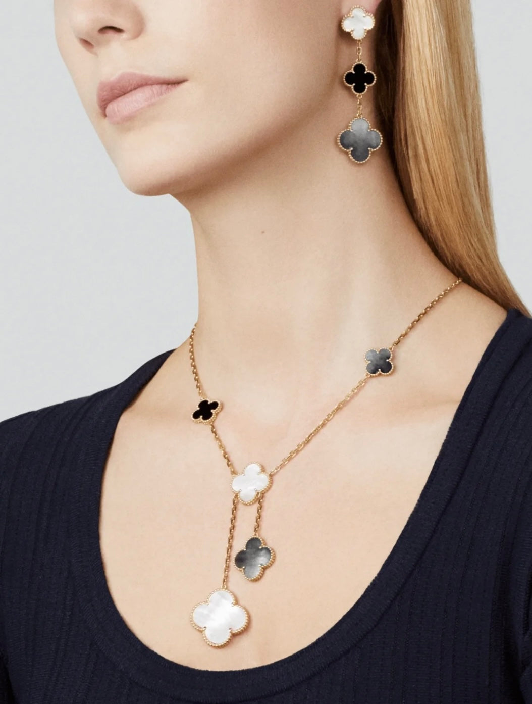 [Love's Uplift]CLOVER 3 MOTIF MOP ONYX DARK MOP PINK GOLD EARRINGS