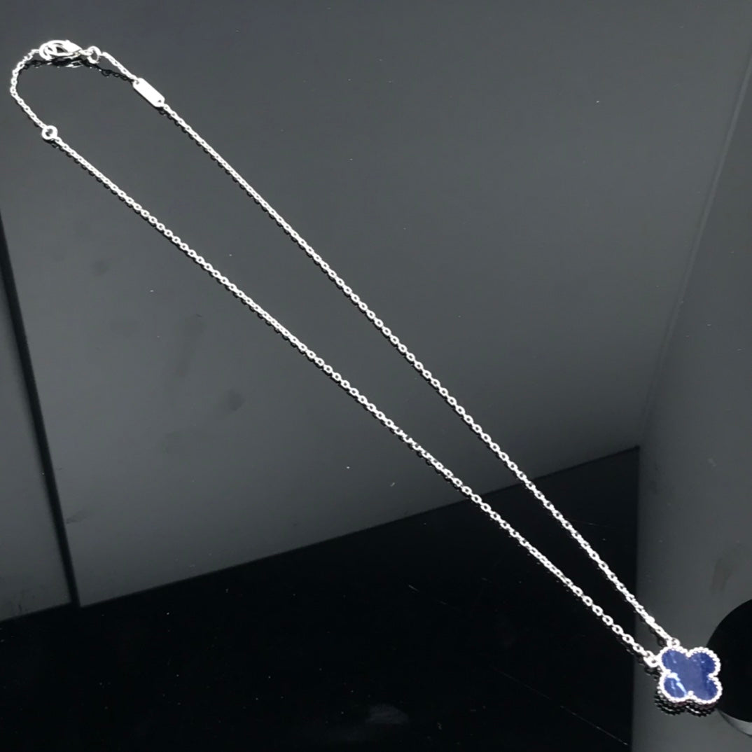 [Love's Uplift]CLOVER PIETERSITE SILVER LONG NECKLACE
