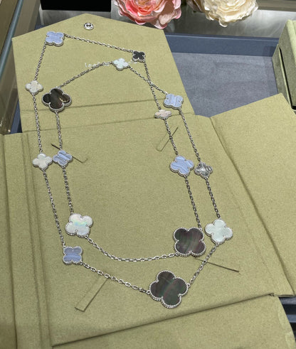 [Love's Uplift]CLOVER 16 MOTIF CHALCEDONY MOP SILVER NECKLACE