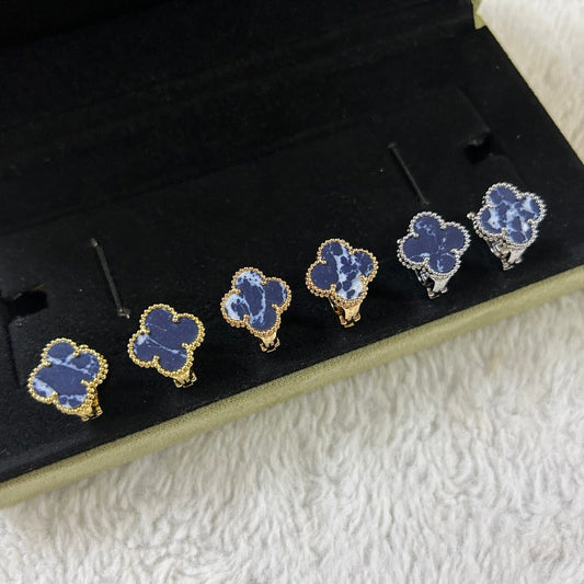 [Love's Uplift]CLOVER PIETERSITE MEDIUM STUD EARRINGS