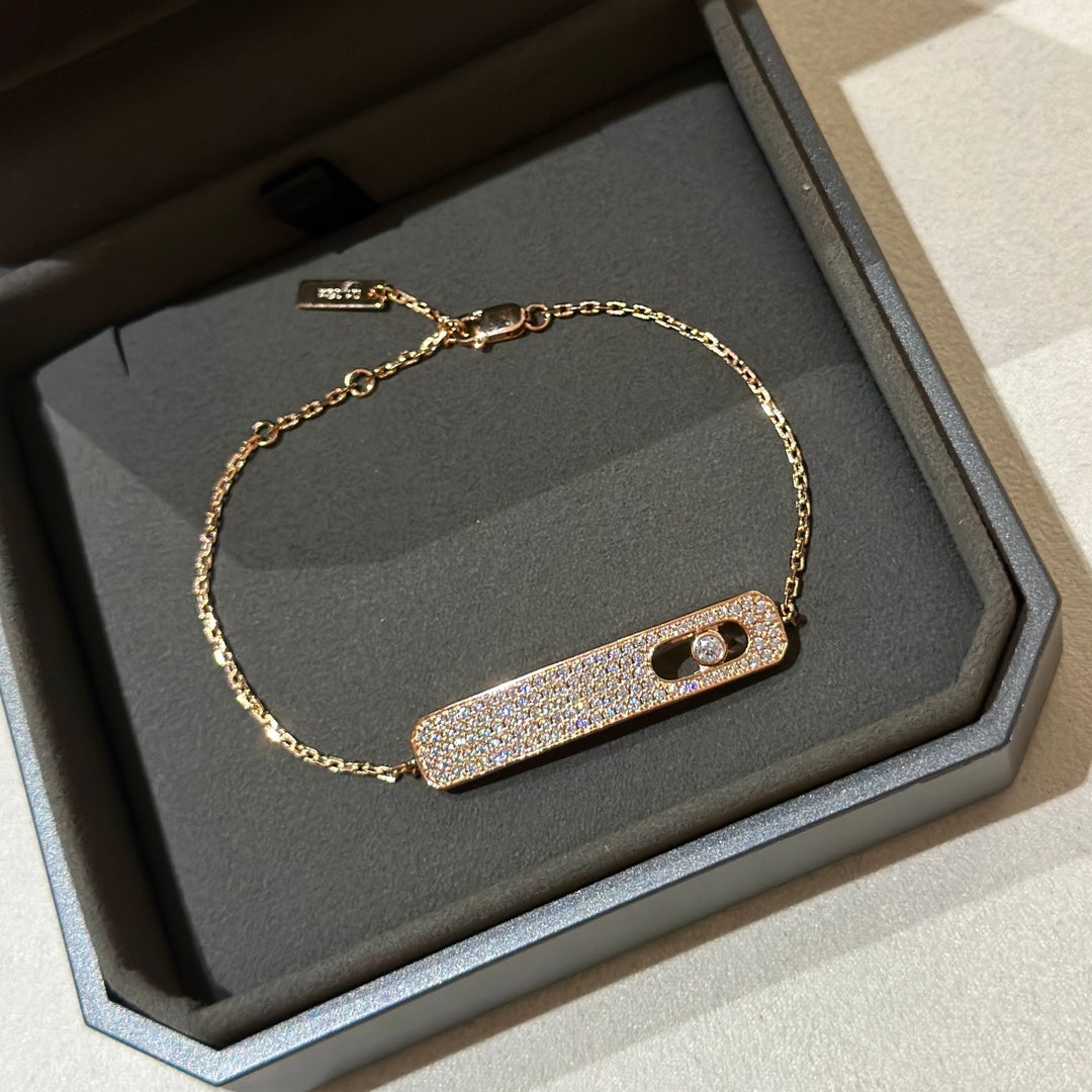 [Love's Uplift ]MOVE CLASSIQUE DIAMOND PAVED BRACELET