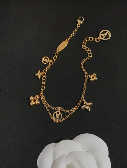 [Love's Uplift]BLOOMING PINK GOLD MOP BRACELET