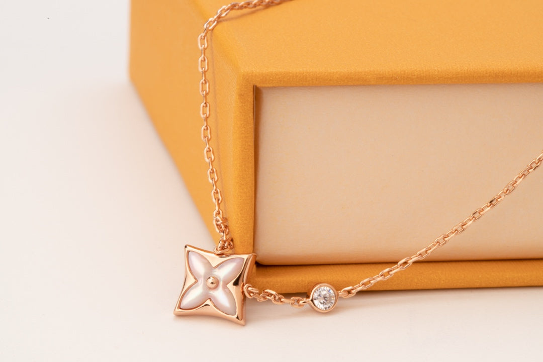 [Love's Uplift]STAR PINK MOP 1 DIAMOND PINK GOLD NECKLACE