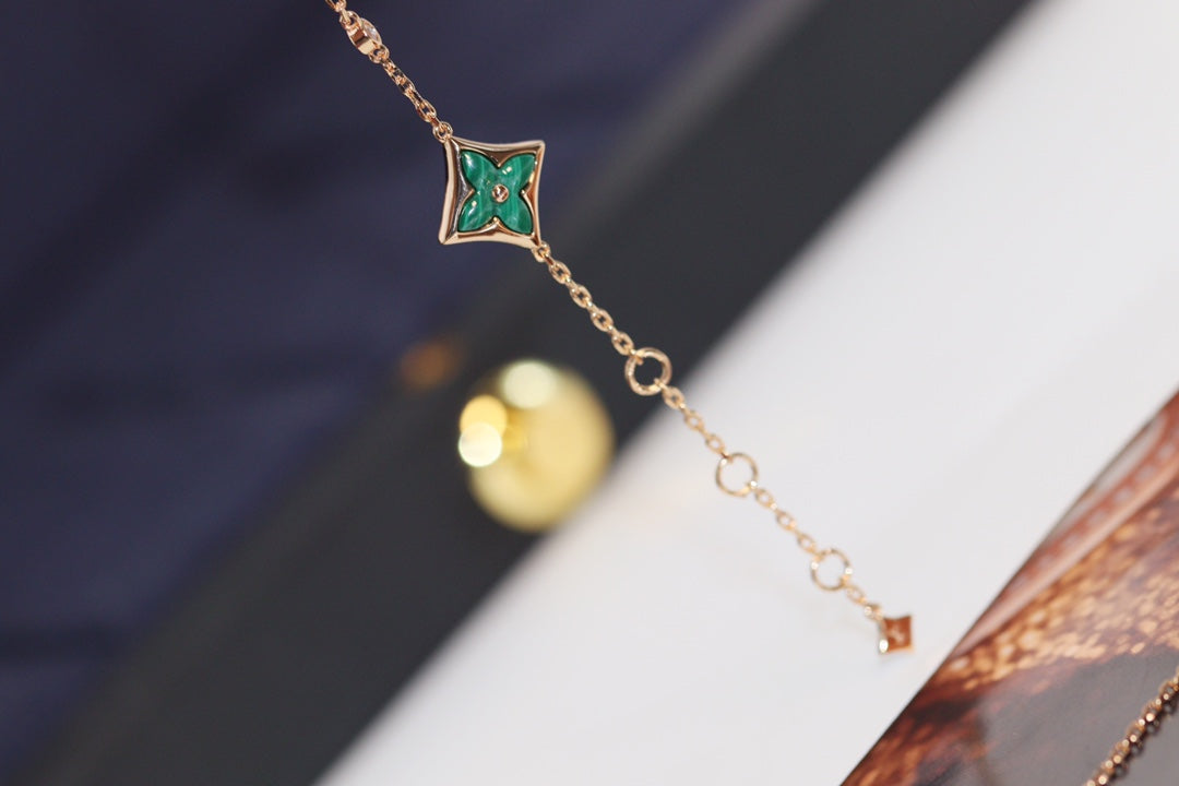 [Love's Uplift]STAR AND SUN 4 MOTIF PINK GOLD MALACHITE BRACELET