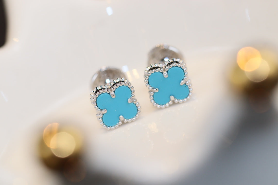 [Love's Uplift]CLOVER MINI TURQUOISE SILVER STUD EARRINGS