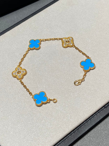 [Love's Uplift]CLOVER 5 MOTIF BLUE CHALCEDONY DIAMOND GOLD BRACELET