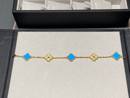 [Love's Uplift]CLOVER 5 MOTIF BLUE CHALCEDONY DIAMOND GOLD BRACELET